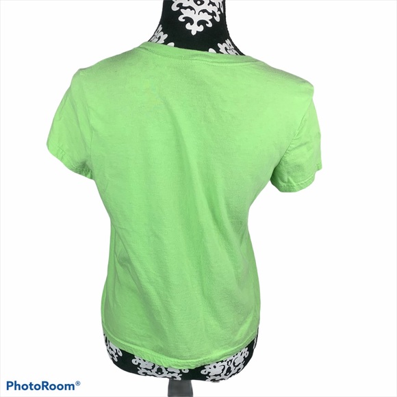 🍀Y2K St. Patricks Day Green Graphic Tee Semi-Crop - Picture 6 of 7